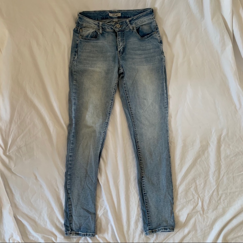 Light Wash Skinny Jeans
